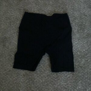 Crossover Shorts (medium)